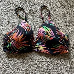Shade & Shore bra-like bikini top